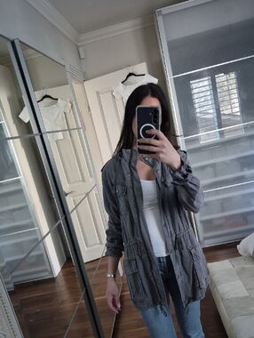 Aritzia Gray Utility Drawstring Jacket